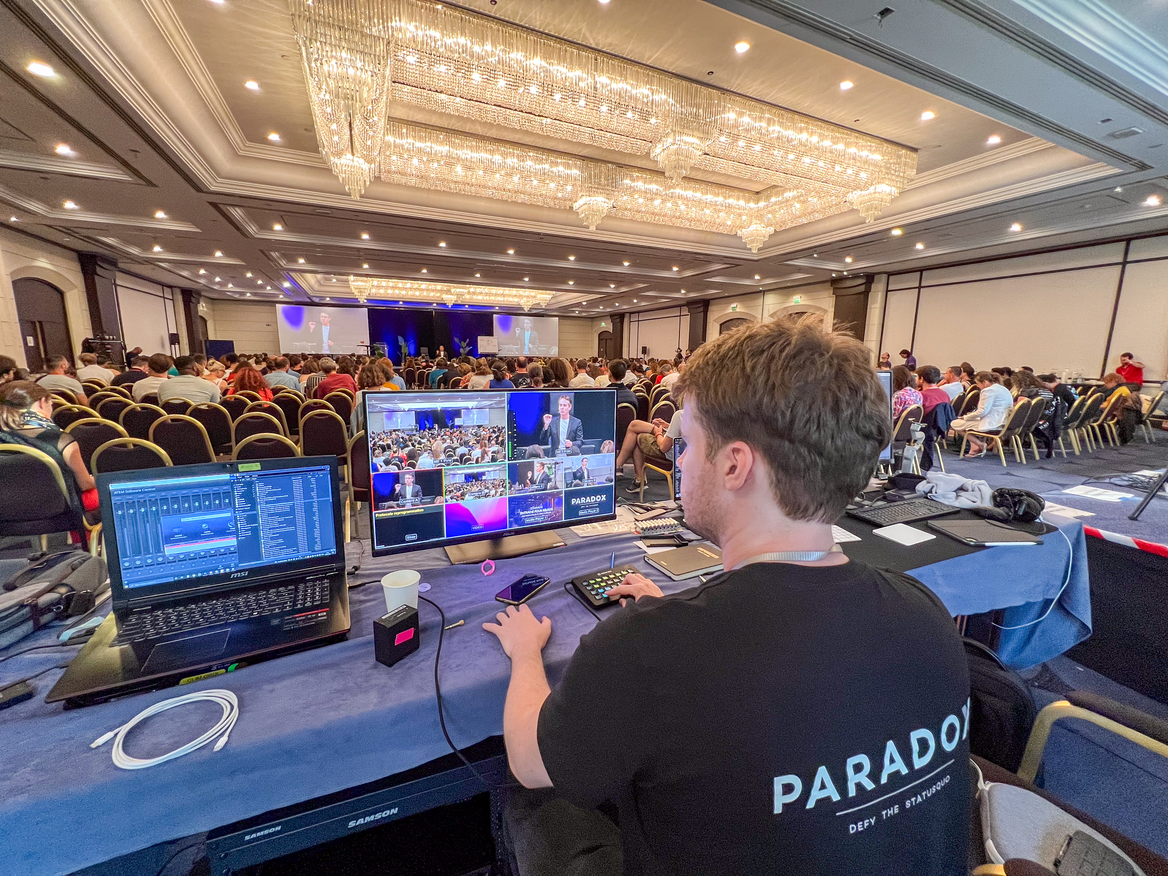 Opérateur régie en action