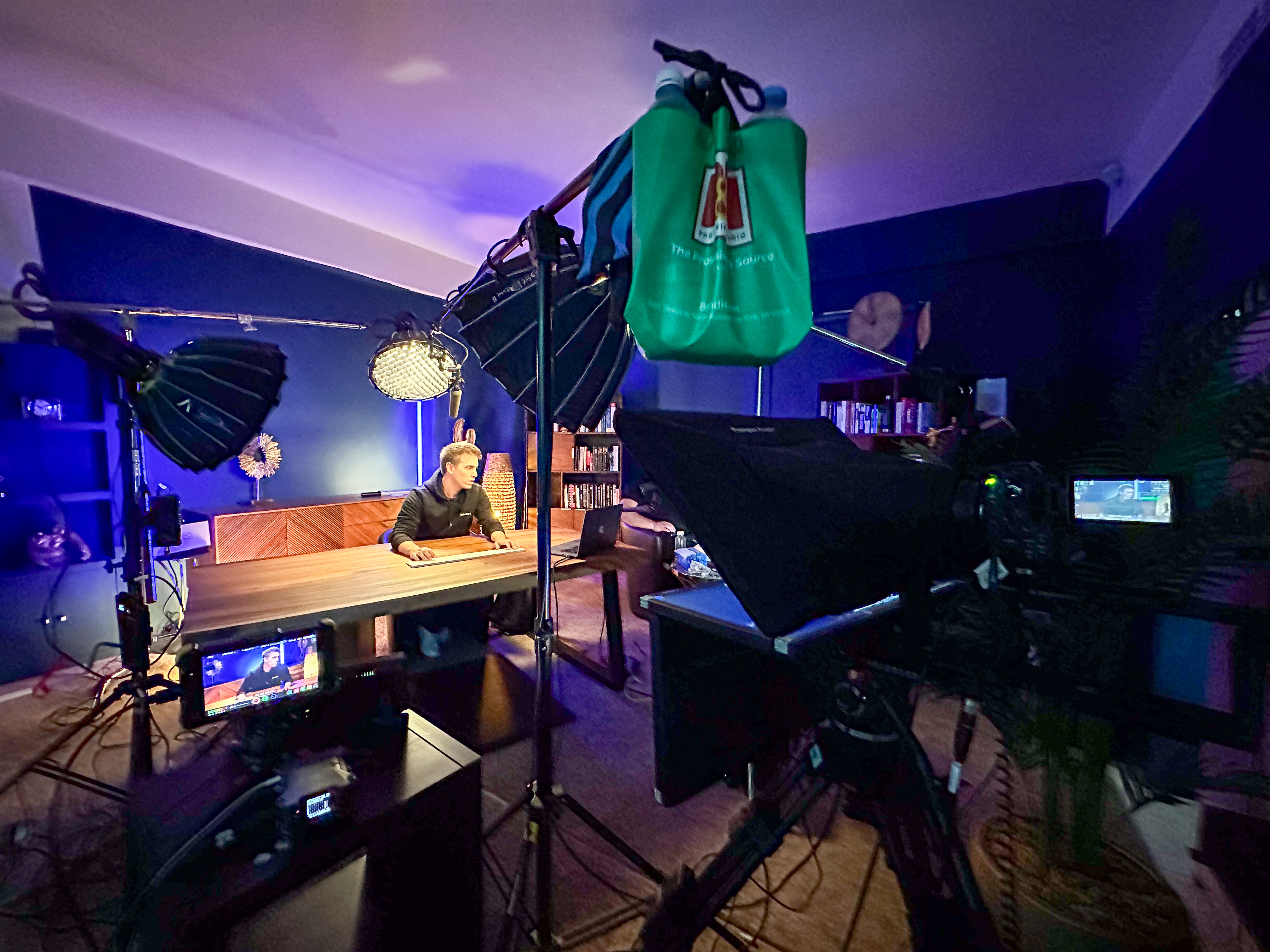 Setup YouTube éclairage cinéma